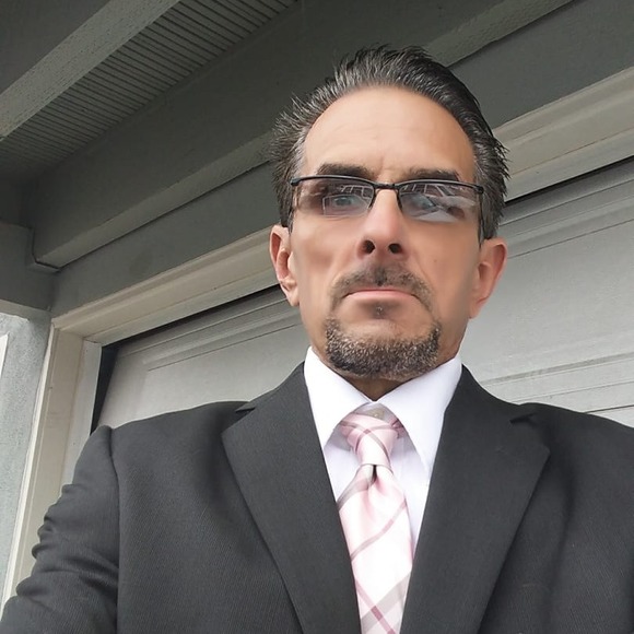 Meet your Posher, Jeffrey - Picture 1 of 1